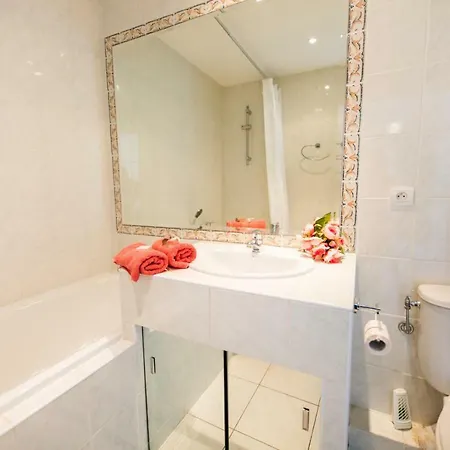 Apartment Flore Ap2035 - Juan-les-pins, By Riviera Homes Juan-les-Pins